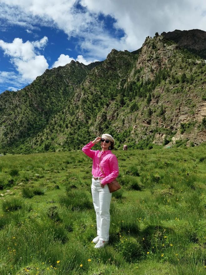 天顺平台注册：秋天这么穿好美啊！这些小细节真的很加分